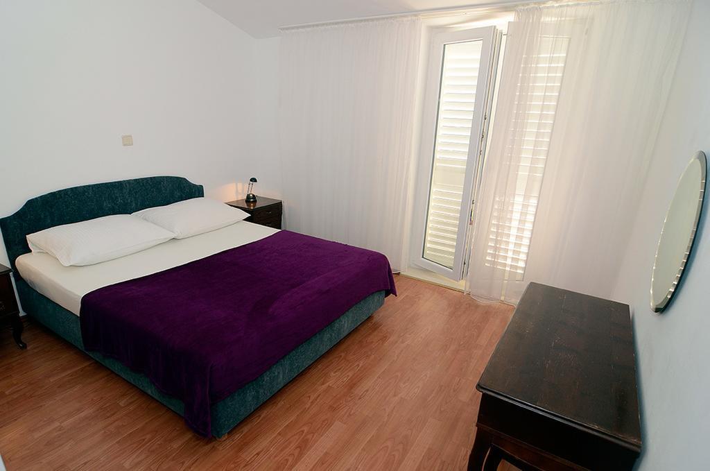 Ferienwohnung Maslov Makarska Zimmer foto