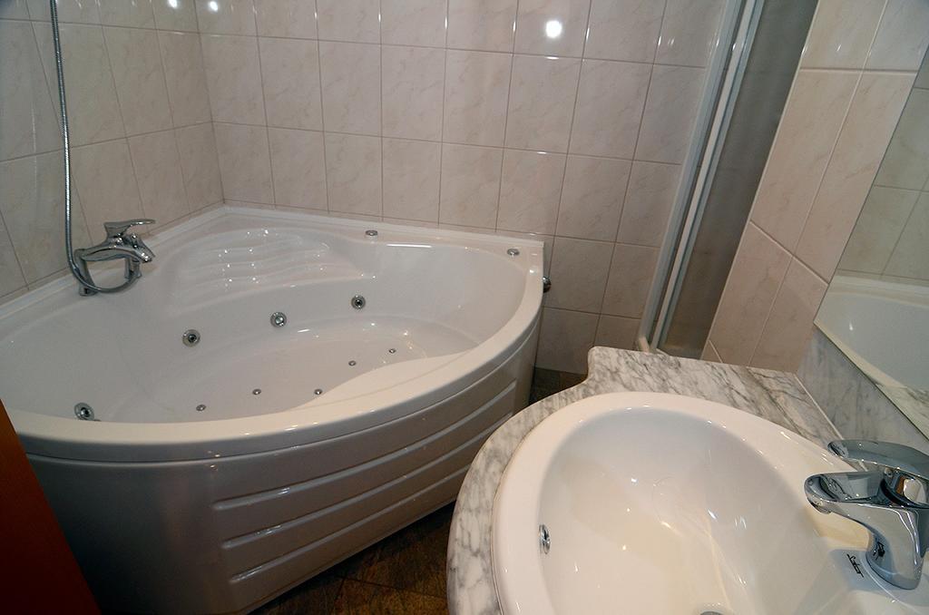 Ferienwohnung Maslov Makarska Zimmer foto
